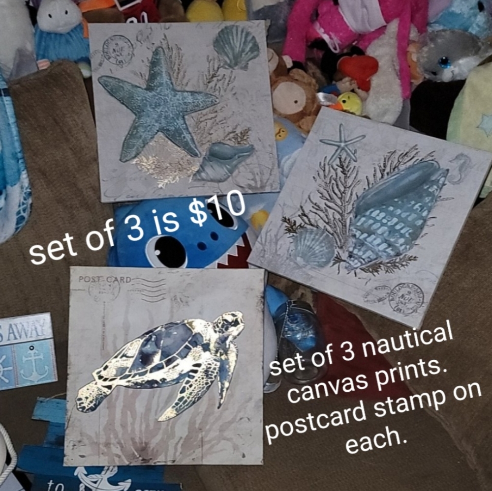 Beach/Sea theme decor. Interior. Bathroom. Lot